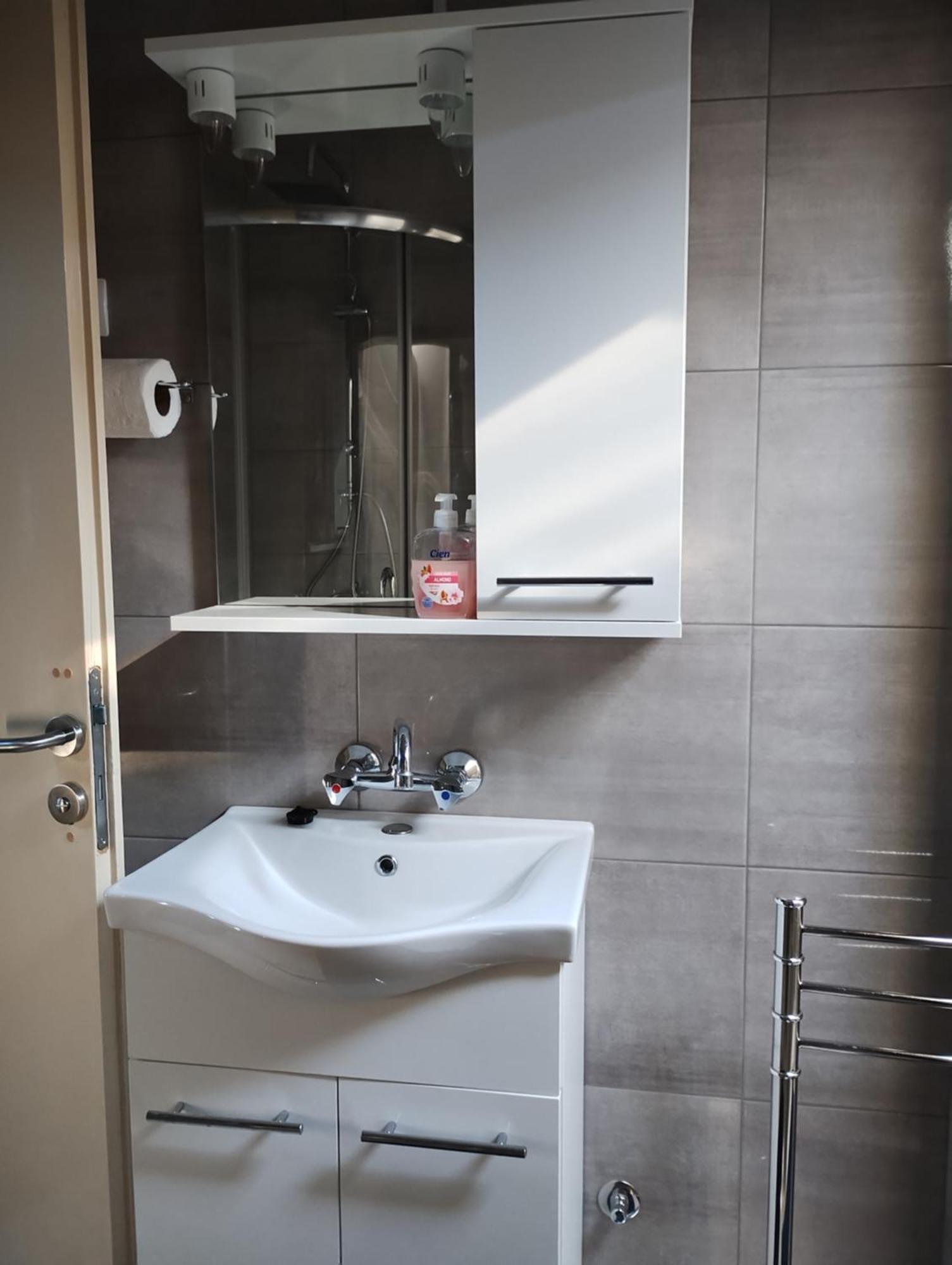 Hostel Suzzzy Novska Zewnętrze zdjęcie